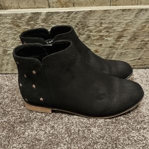 Girls booties size 3